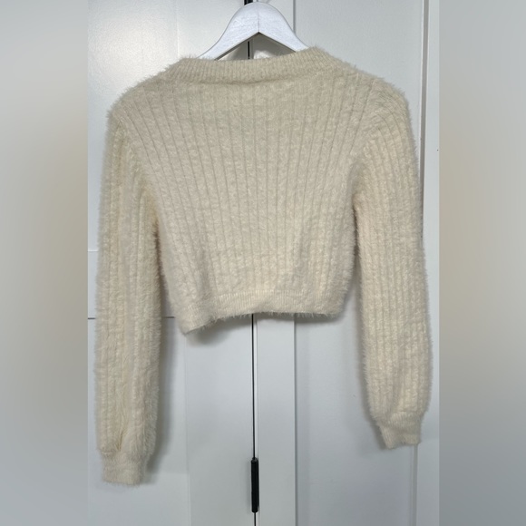 Fuzzy cream cropped cardigan - Picture 4 of 4